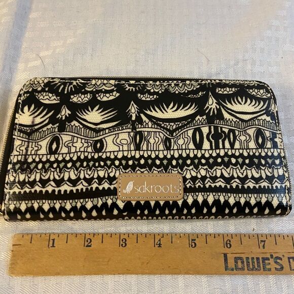 Sakroot wallet black and white nwot 8x4” - Picture 1 of 4